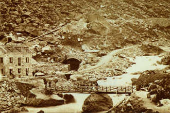 Der Zugang zur Baustelle in G�schenen