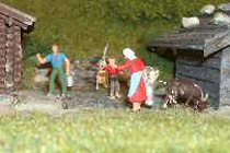 Durchgang zwischen den H�tten mit Brunnen