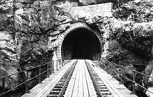 Leggistein Kehrtunnel nur teilweise ausgebrochen