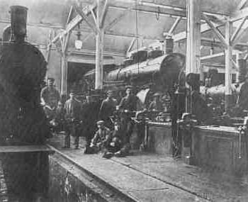 Blick in das Innere der Depotwerkst�tte in Erstfeld