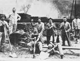 ungewohnte Bauarbeit